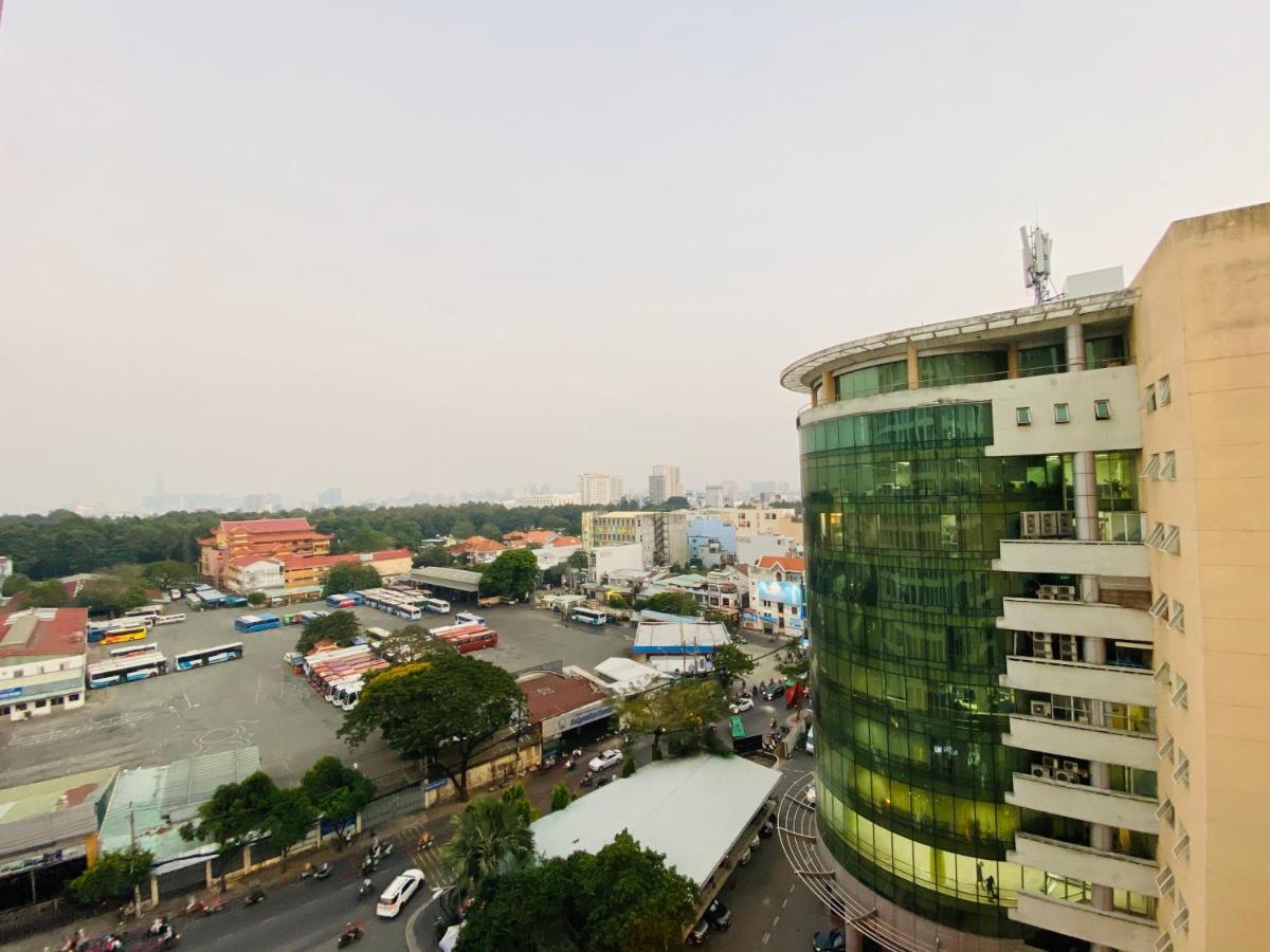 Teddy Apartment At Sky Center Luxury Ho Chi Minh City Exterior photo